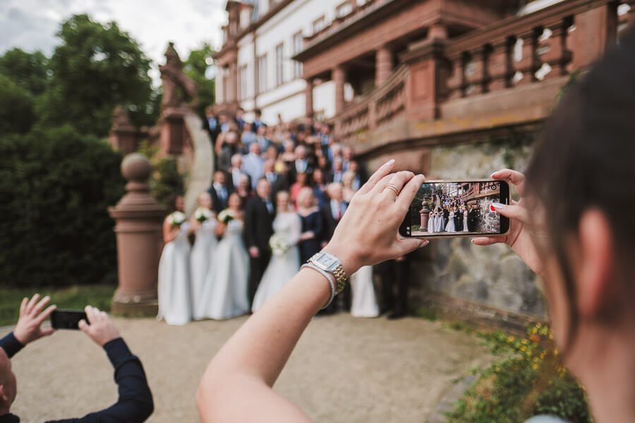 familienfotos-hochzeit-weisser-saal-schloss-philippsruhe-04