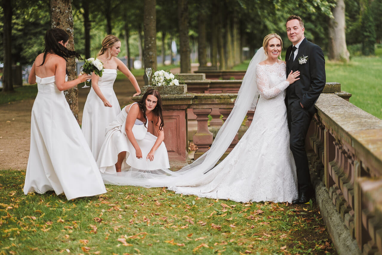 familienfotos-hochzeit-weisser-saal-schloss-philippsruhe-07