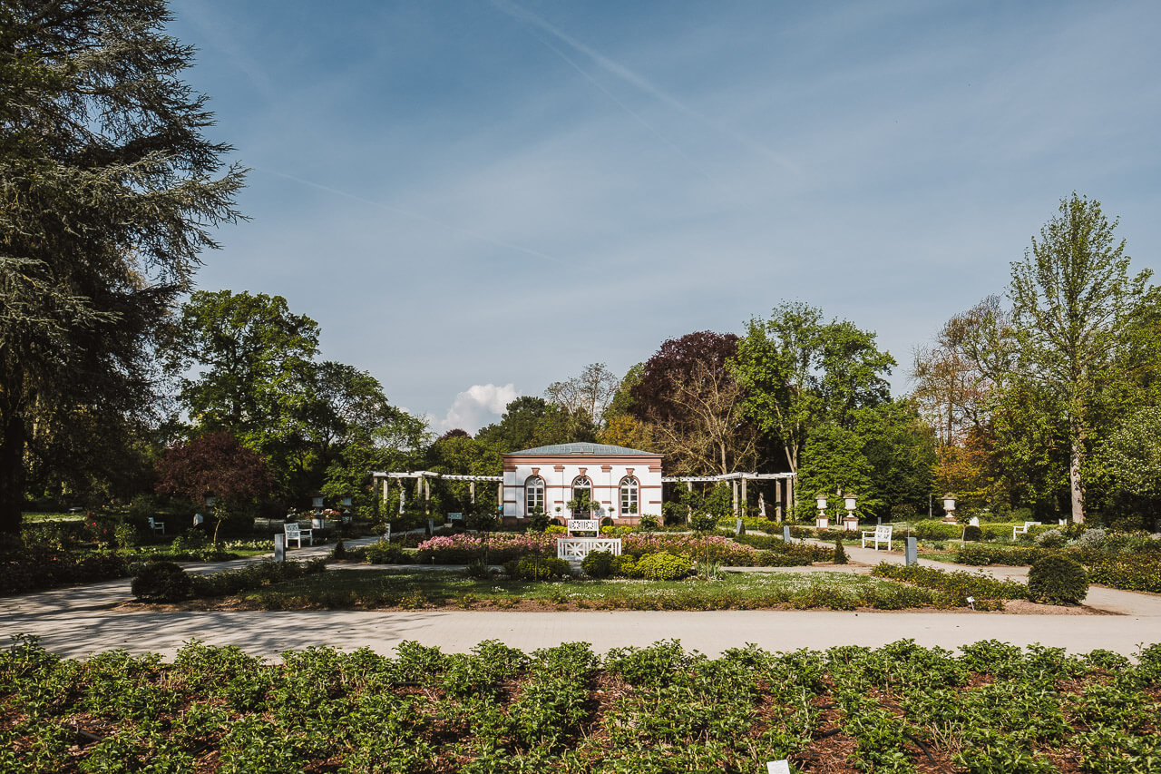 haus rosenbrunn im palmengarten frankfurt von aussen