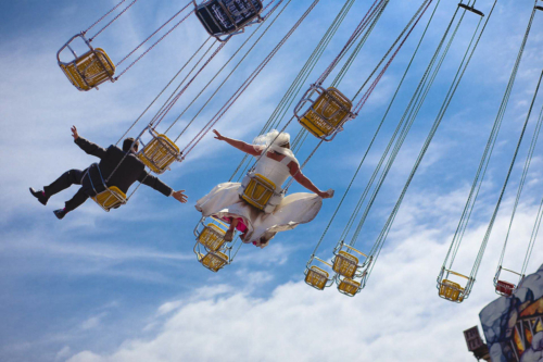 after-wedding-shooting auf der kirmes