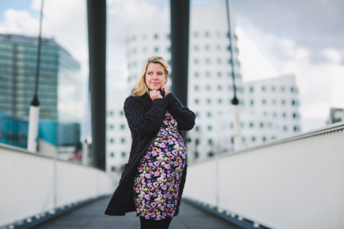 schwangerschaft foto draussen