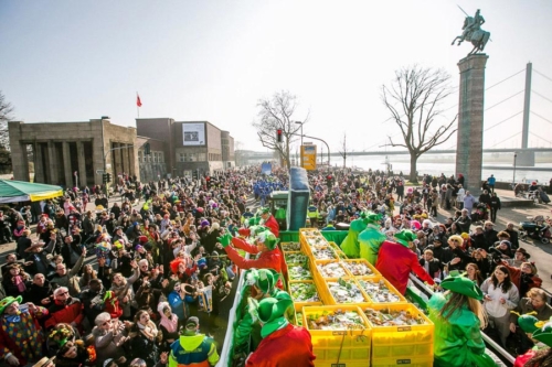 karneval-dusseldorf-zug